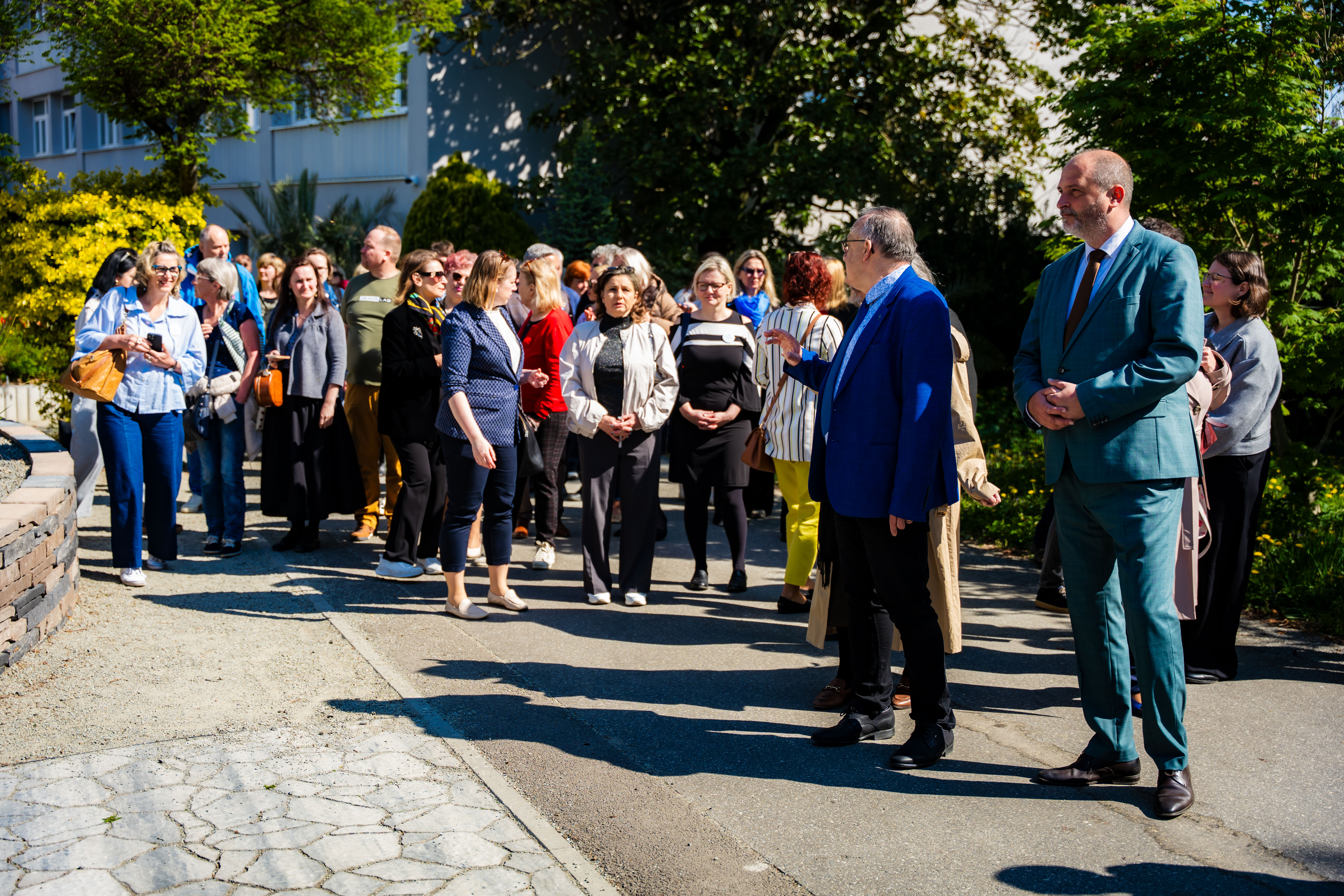 Slavnostne zasadenie stromu do Aleje vyznamnych osobnosti Botanickej zahrady UPJS-1-9